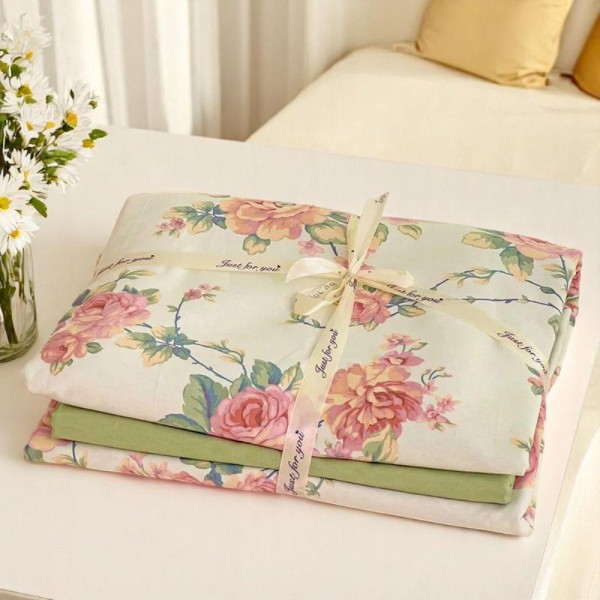 Romantic floral cotton bedding set