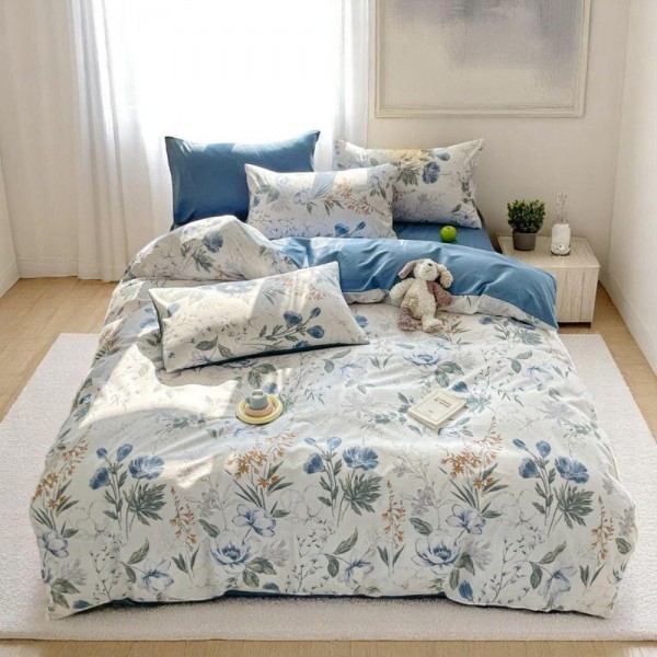 Pastoral style blue shredded cotton four-piece set