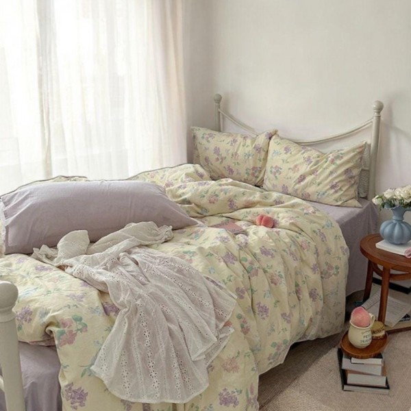 Purple and pale yellow botanical cotton 4-piece set