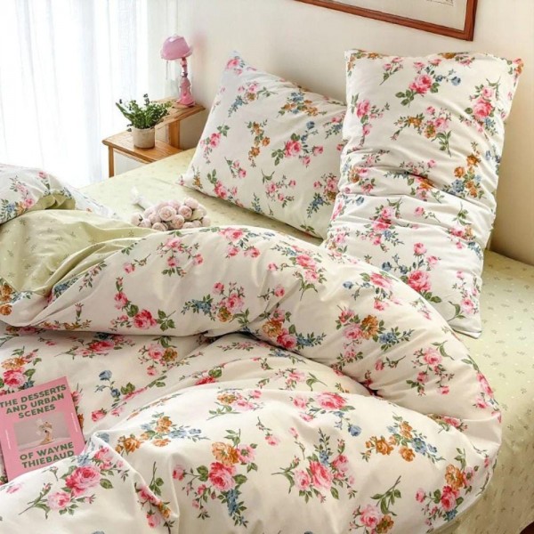 Vintage multicolor floral pattern cotton four-piece set
